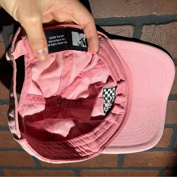 MTV OS Adjustable Graphic Print Pink Hat Unisex - Picture 3 of 3